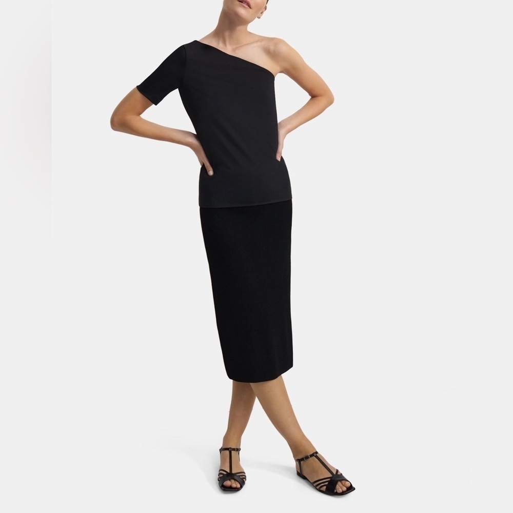 Theory Off The Shoulder Tee in Stretch Knit Black Small - Picture 1 of 9